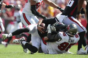 Bucs At Falcons: Pewter Preview And Predictions 7 Bucs Dt Deadrin Senate