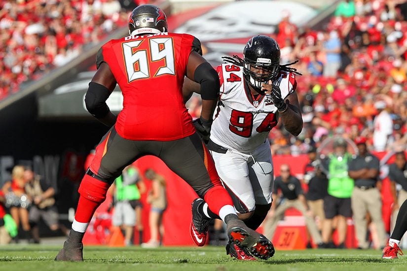 Demar Dotson Enters 2016 As The Bucs Starting Right Tackle – Photo By: Cliff Welch/Pr