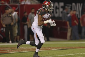 Bucs WR Kenny Bell - Photo by: Mark Lomoglio/PR