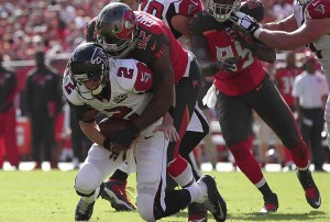 Bucs DE Will Gholston - Photo by: Mark Lomoglio/PR