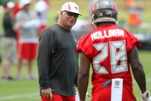 The Hook: Bucs Pursuing A Game Manager Qb Is A Risky Move 4 Smithtalkholliman 1
