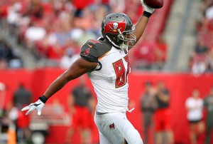 Bucs TE Austin Seferian-Jenkins - Photo by: Cliff Welch/PR