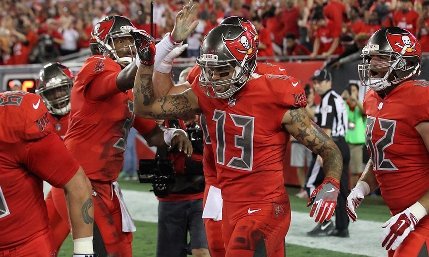 Bucs Wr Mike Evans And Qb Jameis Winston