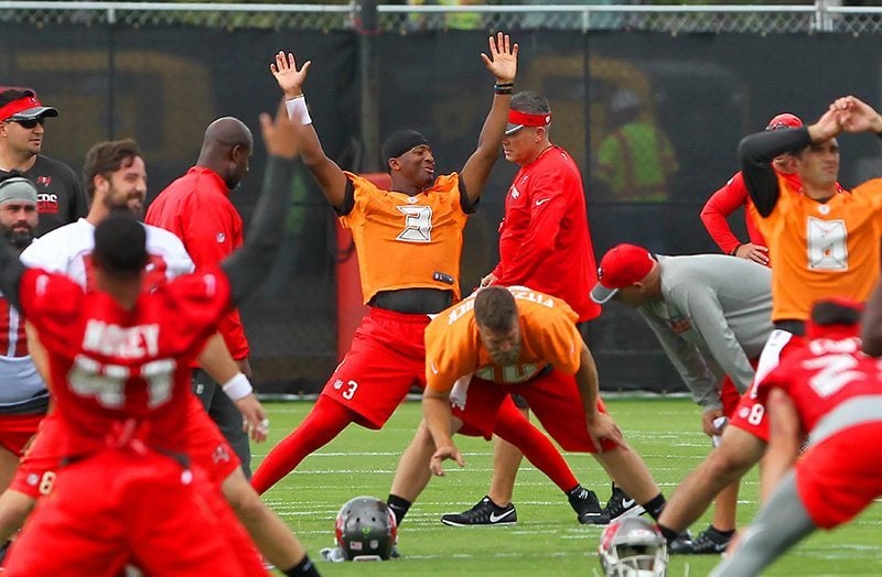 Jamies Winston Bucs Otas