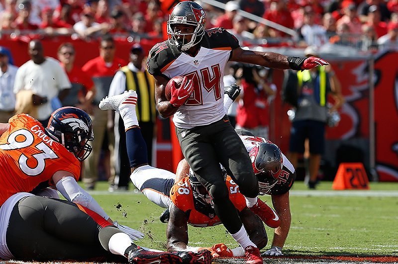 Bucs Rb Charles Sims - Photo By: Mark Lomoglio/Pr