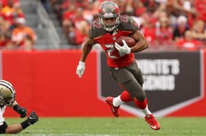 Sr'S Fab 5: Bucs, Winston Expecting A Big Year 3; Tandy, Conte Lead At Safety 4 Bucs Rb Doug Martin - Photo By: Cliff Welch/Pr