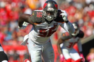 Sr'S Fab 5: Jac Is Back For Sacks; Inside The Bucs' &Amp;Quot;Real Dangerous&Amp;Quot; Defense 2 Bucs De Jacquies Smith - Photo By: Cliff Welch/Pr