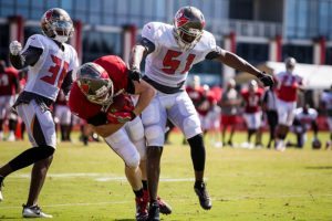 Sr'S Fab 5: 5 Bucs With The Most To Prove; Inside Bucs' Win Over Jags 4 Bucs Mlb Kendell Beckwith - Photo By: Mark Lomoglio/Pr