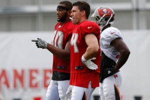 Bucs Tes O.j. Howard And Cameron Brate - Photo By: Mark Lomoglio/Pr