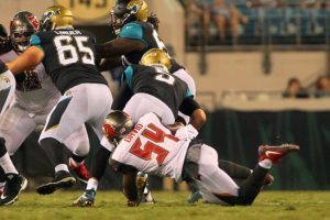 Sr'S Fab 5: 5 Bucs With The Most To Prove; Inside Bucs' Win Over Jags 4 Bucs Lb Lavonte David - Photo By: Cliff Welch/Pr