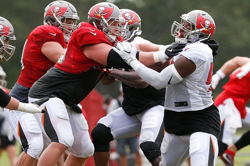 Bucs Lg J.r. Sweezy - Photo By: Cliff Welch/Pr