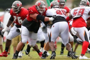 Bucs Rg J.r. Sweezy - Photo By: Cliff Welch/Pr
