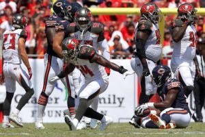 Sr'S Fab 5: Lavonte Is Back For The Bucs; Nfl No Longer &Amp;Quot;No Fun League&Amp;Quot; 4 Bucs Lb Lavonte David - Photo By: Cliff Welch/Pr