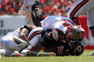 Cover 3: Bucs, Bears By The Numbers; Winston, Defense In-Depth Review 3 Bucs De Will Gholston - Photo By: Cliff Welch/Pr