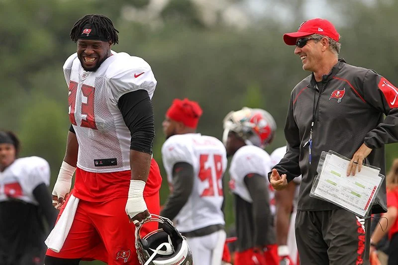 Bucs Mailbag: It'S Time For Some Coaches To Go 8 Bucs Dt Gerald Mccoy And Head Coach Dirk Kotter - Photo By: Mark Lomoglio/Pr