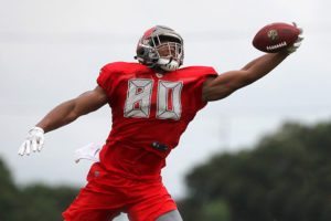 Sr'S Fab 5: Top 10 Bucs Players To Watch In Camp 3 Bucs Te O.j. Howard – Photo By: Cliff Welch/Pr