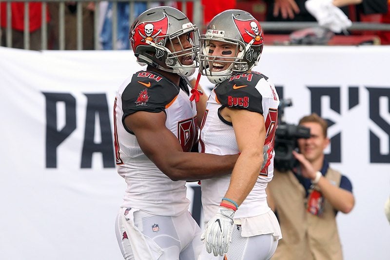 Bucs Tes O.j. Howard And Cam Brate - Photo By: Cliff Welch/Pr