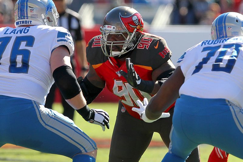 Bucs Dt Chris Baker - Photo By: Cliff Welch/Pr