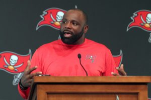 Sr'S Fab 5: Exploring A Bucs-Bills Trade; Buckner The Right Man For The Job 3 Bucs Dl Coach Brentson Buckner - Photo By: Cliff Welch/Pr
