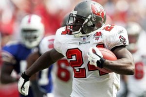 Former Bucs Rb Cadillac Williams - Photo By: Cliff Welch/Pr