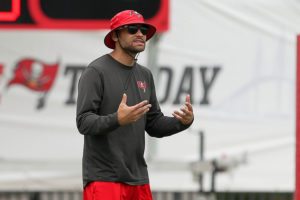 Sr'S Fab 5: Bounce Back Bucs, Breakout Bucs &Amp;Amp; Newcomers That Must Shine 5 Bucs Wrs Coach Skyler Fulton - Photo By: Cliff Welch/Pr