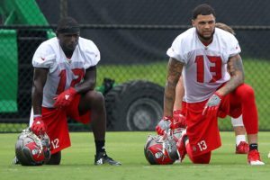 Bucs Wrs Chris Godwin And Mike Evans - Photo By: Cliff Welch/Pr