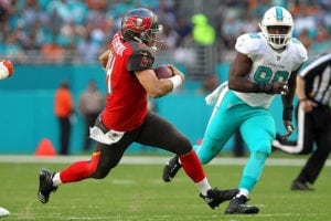 Bucs Qb Ryan Fitzpatrick - Photo By: Cliff Welch/Pr