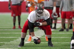 Sr'S Fab 5: Bucs Will Be Scouting Qbs In 2019 Draft; Training Camp Sleepers 4 Bucs C Ryan Jensen - Photo By: Cliff Welch/Pr