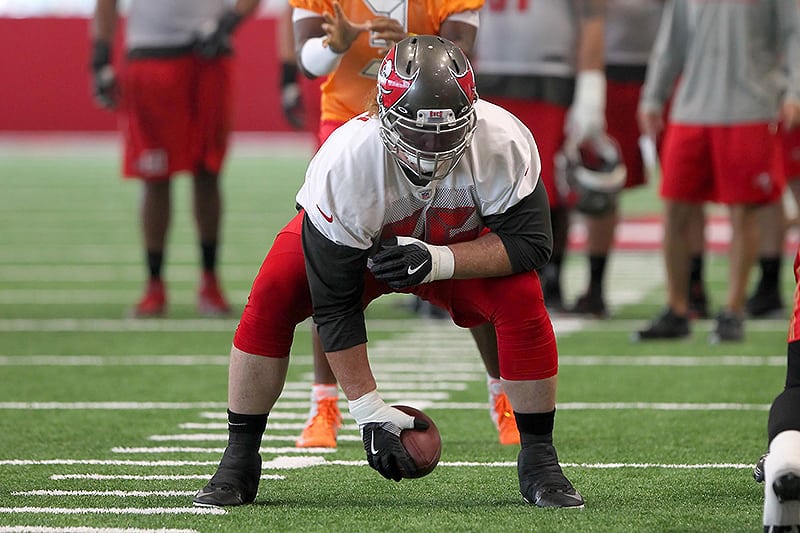Bucs C Ryan Jensen - Photo By: Cliff Welch/Pr
