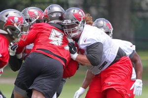Sr'S Fab 5: How Good Are The 2018 Bucs? Insider Analysis Of Mini-Camp 4 Bucs C Ryan Jensen And Dt Gerald Mccoy - Photo By: Cliff Welch/Pr