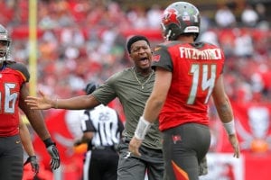 Bucs Teammates Have Winston'S Back 3 Bucs Qbs Jameis Winston And Ryan Fitzpatrick - Photo By: Cliff Welch/Pr
