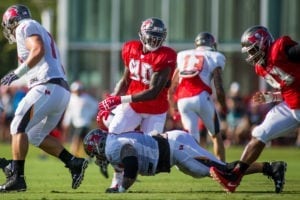 Bucs De Jason Pierre-Paul - Photo By Mary Holt/Pr
