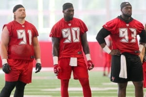 Allen'S Bucs Training Camp Diary: We Have A Stable Of Awesome D-Linemen 4 Bucs Dt Beau Allen, De Jason Pierre-Paul And Dt Gerald Mccoy - Photo By: Cliff Welch/Pr