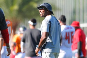 Sr'S Fab 5: Ronde Still Believes In Hargreaves, Likes Bucs Rookie Cbs 4 Former Bucs Cb Ronde Barber - Photo By: Cliff Welch/Pr