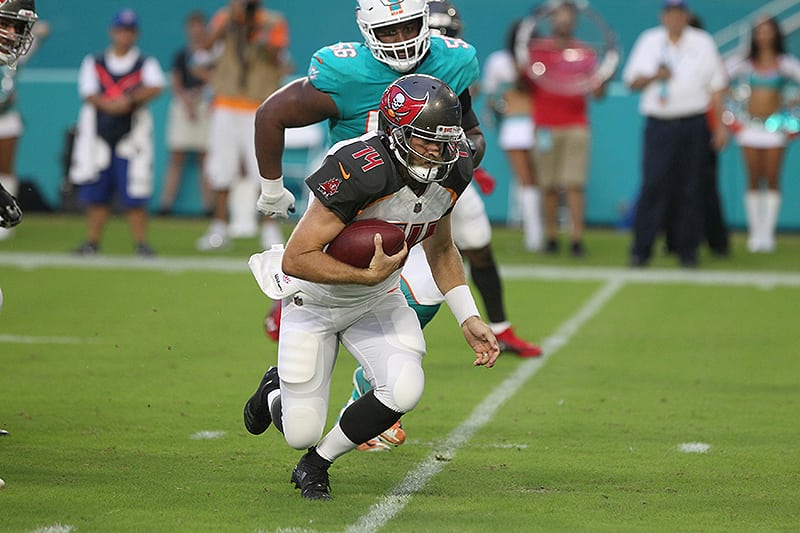 Bucs Qb Ryan Fitzpatrick - Photo By: Cliff Welch/Pr