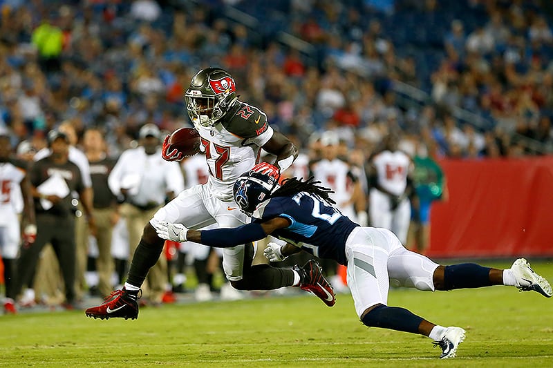 Bucs Rb Ronald Jones - Photo By: Cliff Welch/Pr