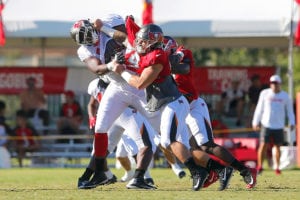Allen'S Bucs Training Camp Diary: I'M Getting A Little Sick Of Ali Marpet 3 Bucs De Patrick O'Connor - Photo By: Cliff Welch/Pr