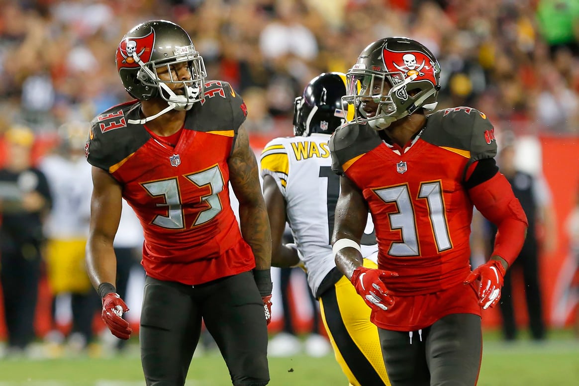 Bucs Cb Carlton Davis And Ss Jordan Whitehead - Photo By: Cliff Welch/Pr