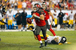 Pr Roundtable: Should Bucs Start Fitzpatrick Or Winston Vs. Bears? 2 Bucs Qb Ryan Fitzpatrick - Photo By: Cliff Welch/Pr