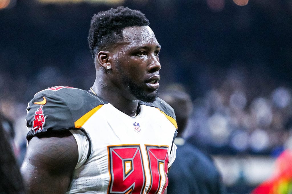 Bucs De Jason Pierre-Paul - Photo By: Mary Holt/Pr