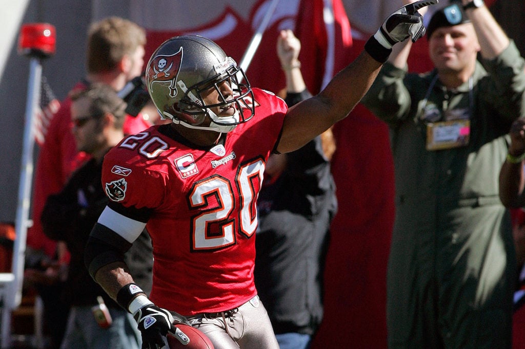 Legendary Bucs Cb Ronde Barber