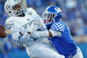Bucs' Dc Bowles: &Amp;Quot; We Just Needed More Speed&Amp;Quot; 2 Kentucky S Mike Edwards