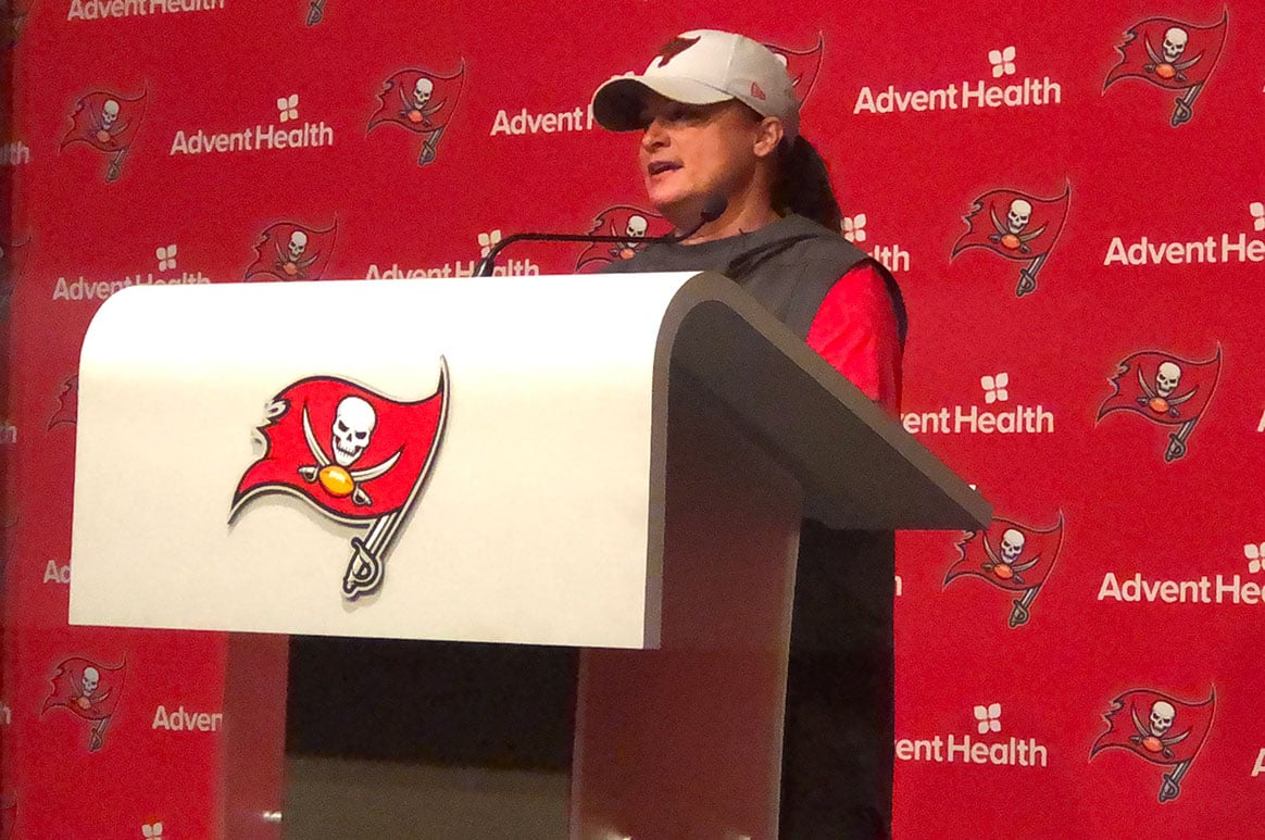 Bucs Assistant Defensive Line Coach Lori Locust