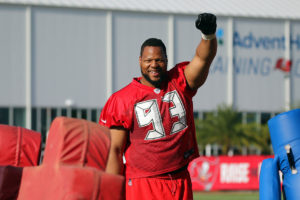 Sr'S Fab 5: Top 10 Bucs Players To Watch In Camp 2 Bucs Dt Ndamukong Suh