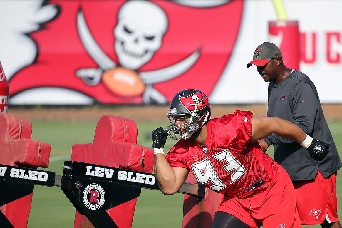 Bucs Dt Ndamukong Suh
