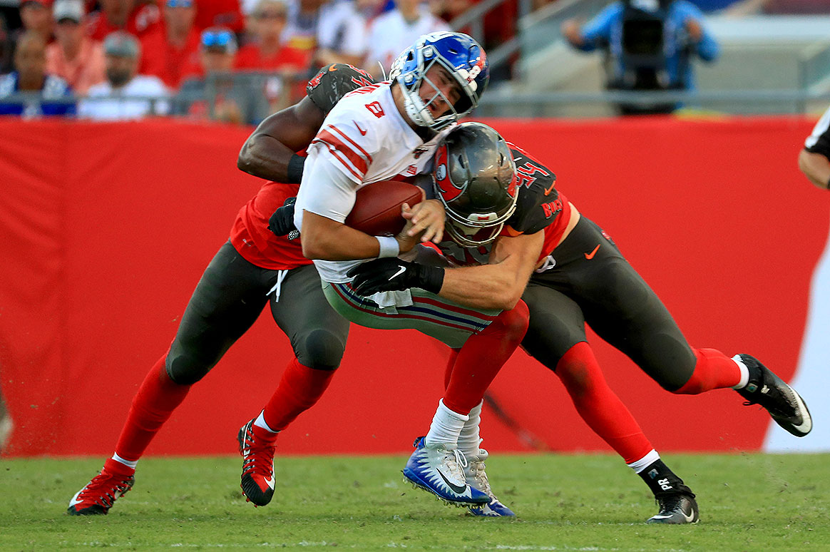 Bucs Olb Carl Nassib