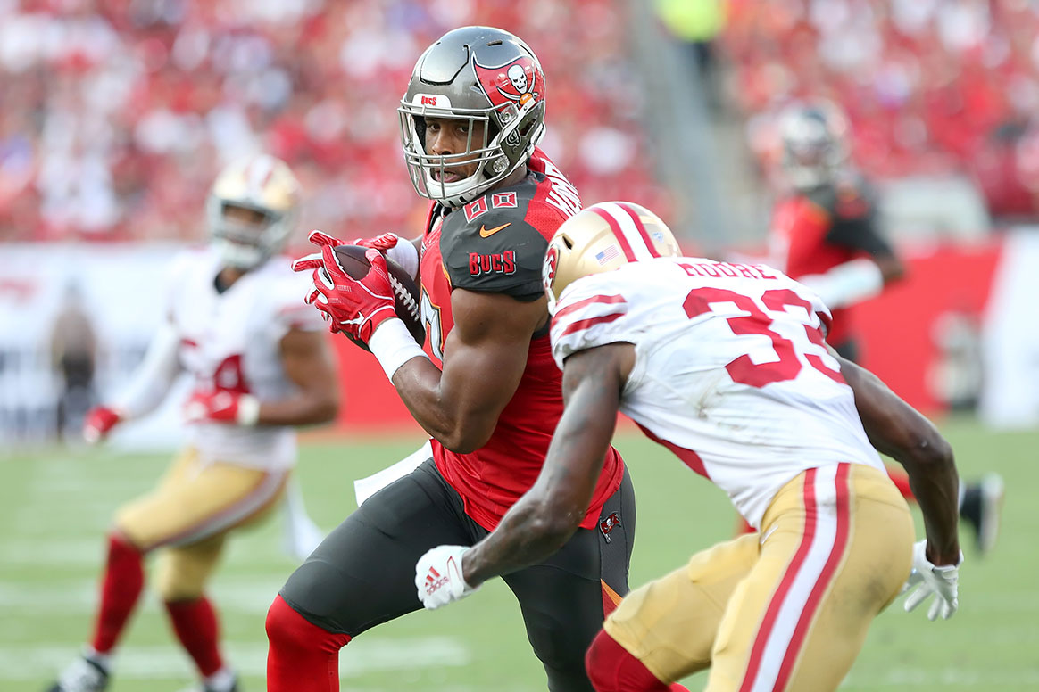 Bucs Te O.j Howard