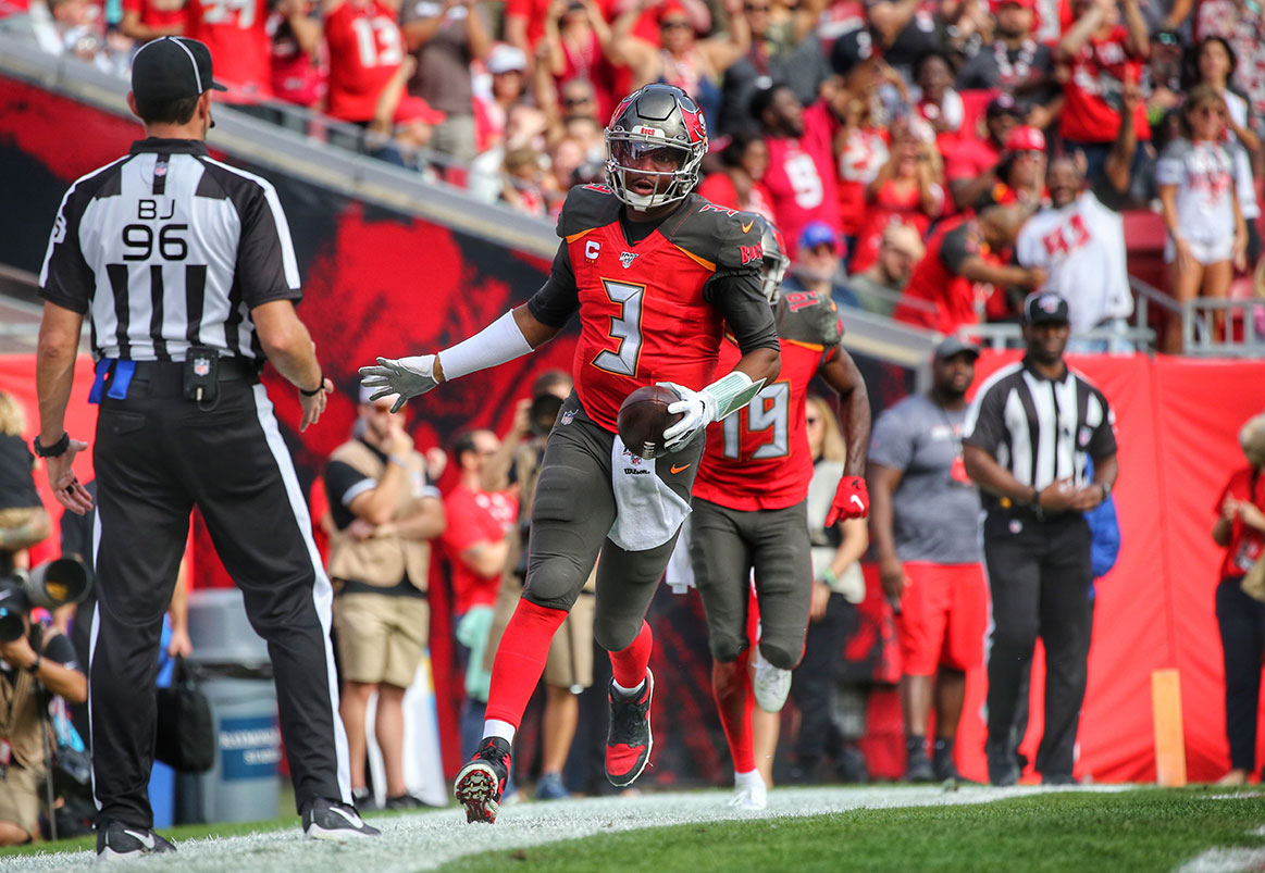 Bucs Qb Jameis Winston – Photo By: Cliff Welch/Pr