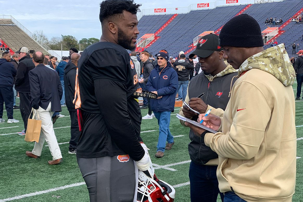 Houston Ot Josh Jones