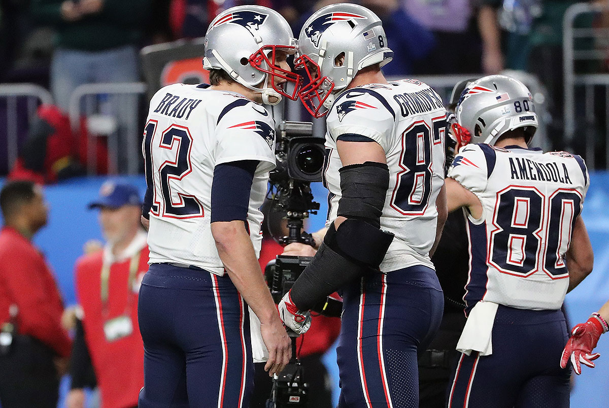 Bucs Te Rob Gronkowski And Qb Tom Brady